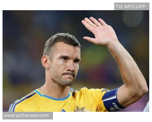 被足球踢三次的球星经历：从意外到传奇的成长与反思